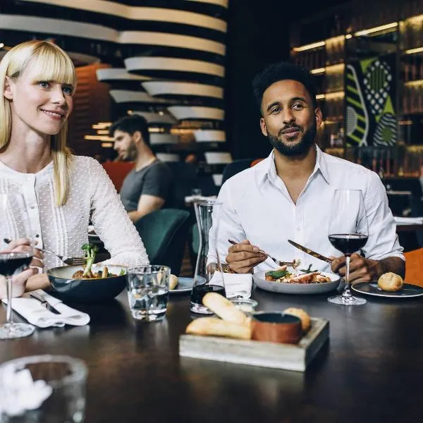 PULLMAN Berlin Schweizerhof - City Center, Zoo und Kurfürstendamm, hotel i Berlin