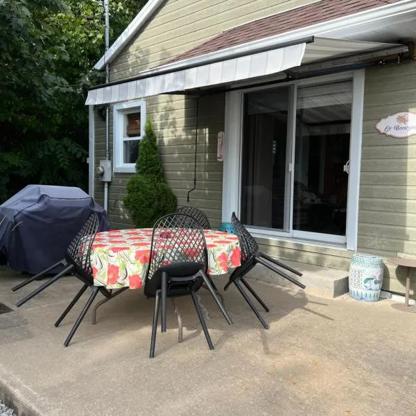 Chalets Plage St-Jean, hotel in Saint-Jean