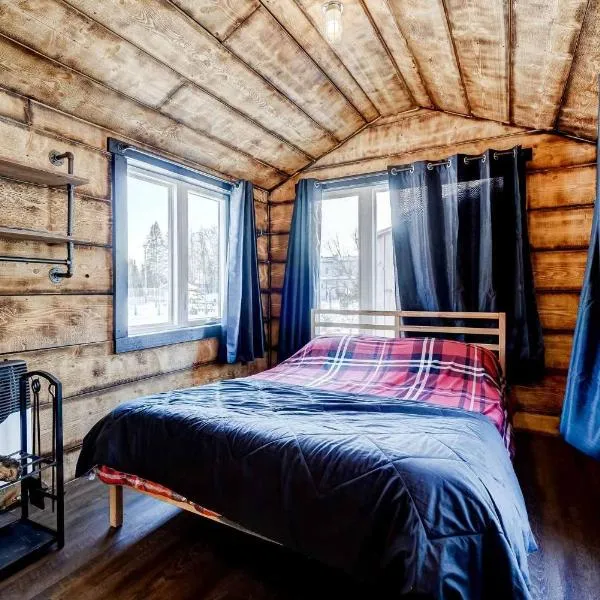 Your Cozy Cabin Retreat, hotel in Saint-Rémi-dʼAmherst