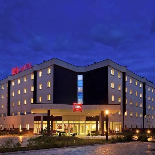 Ibis Lagos Airport, hotel in Ikeja