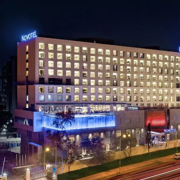 Novotel Pune Viman Nagar Road, khách sạn ở Pune