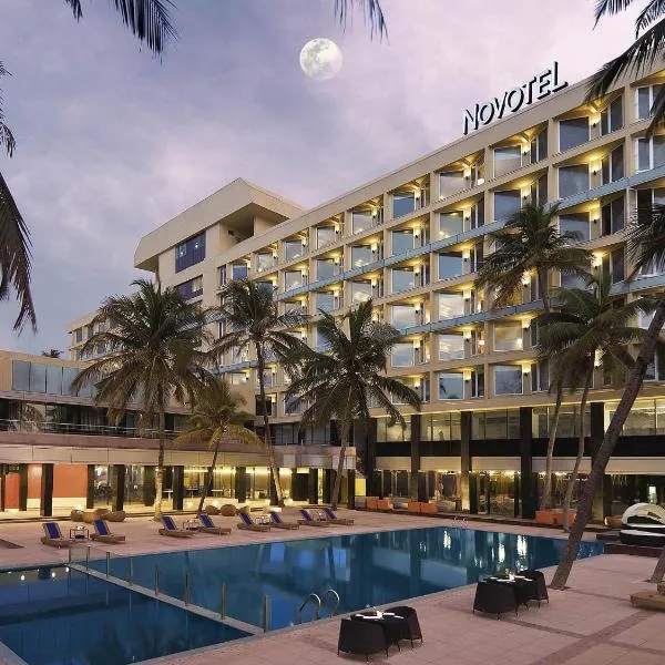 Novotel Mumbai Juhu Beach, hotel in Mumbai