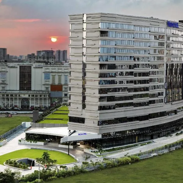Novotel Kolkata Hotel and Residences, hotel di Kolkata