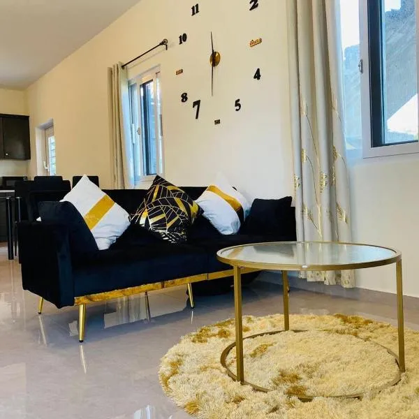 Sxm Sea View Units & Car Rental, hotel in Philipsburg