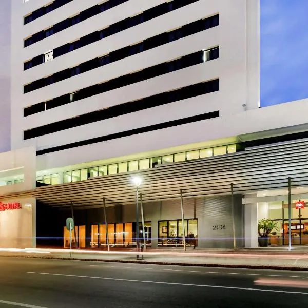 库里提巴购物宜必思酒店，位于库里提巴的酒店