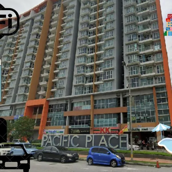Pacific Place Ara Damansara LRT Pool Parking Kitchen By Kenangan Homes, hotel in Petaling Jaya