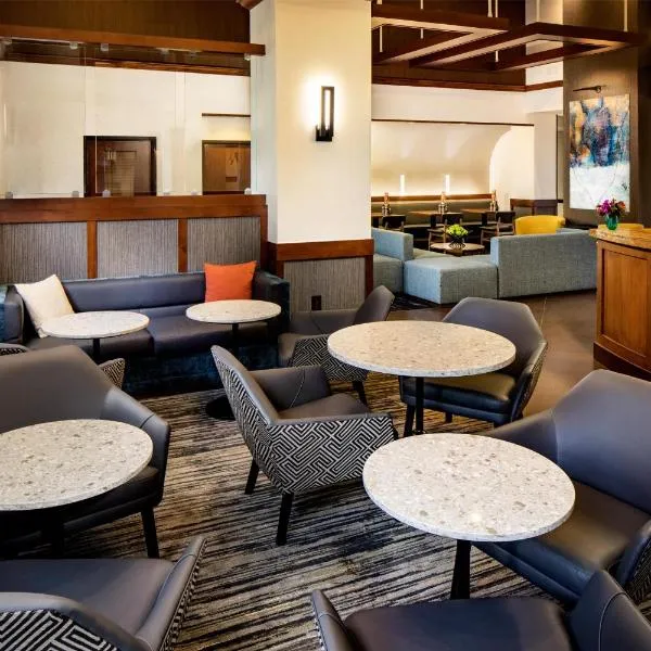 Hyatt Place Charlotte Arrowood, hotel in Charlotte
