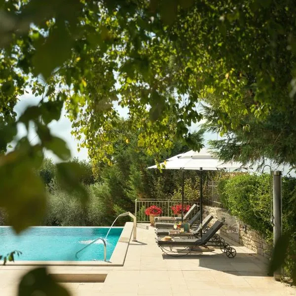 Boutique Hotel San Rocco, hotel en Brtonigla