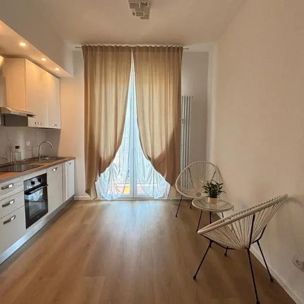 Framira House - Elegant Room tra Centro e Fiera, hotel in Bologna