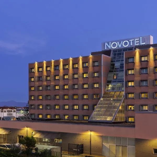 Novotel Caserta Sud, hôtel à Caserte