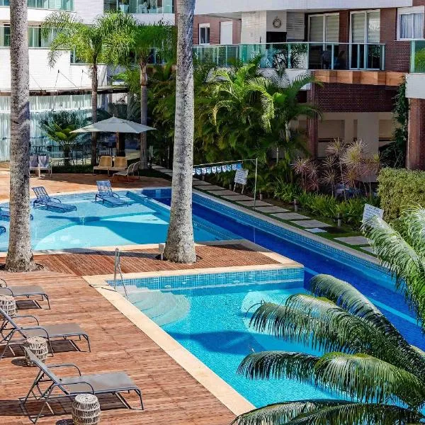 Boulevard Bombinhas - Apartamento em Condo com Piscina, hotel in Bombinhas
