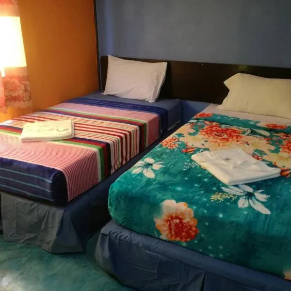 Rc Guest House, hotel v destinaci Phi Phi Don