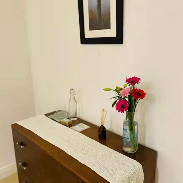 Quiet Room in Wexford with Local Charm, hotel in Wexford