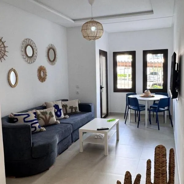 Apartment in Colina Smir Mdiq, hotel v destinaci Mʼdik