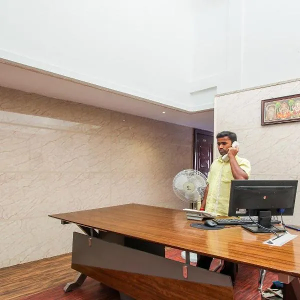 Super Hotel O Am Grandd, hotel en Tiruchchirāppalli