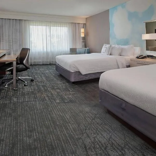 Comfort Inn & Suites North Allentown Bethlehem near Airport, hotel v destinaci Allentown