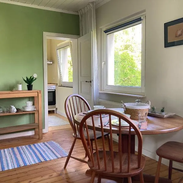 Helles Apartment in Rösrath, khách sạn ở Rösrath