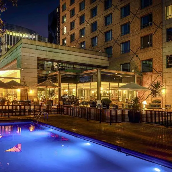 Novotel Santiago Las Condes, hotel in Santiago