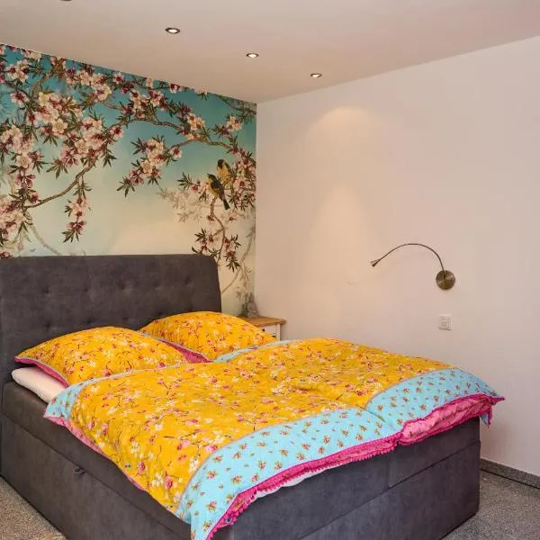 Luxus Studio 10 Min zur Porta Nigra inkl Parkplatz, hotel in Trier