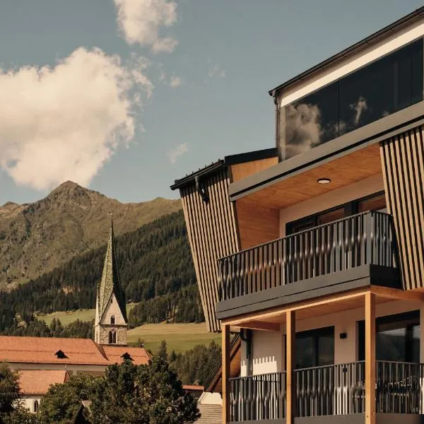 MONTARA living mountain air, hotel u gradu Terento