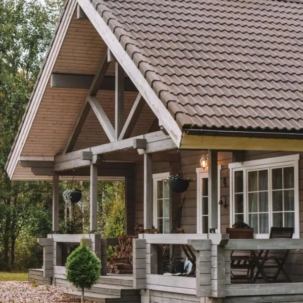 Merineitsi peamaja saunaga kahele, hotel v destinaci Tahkuna