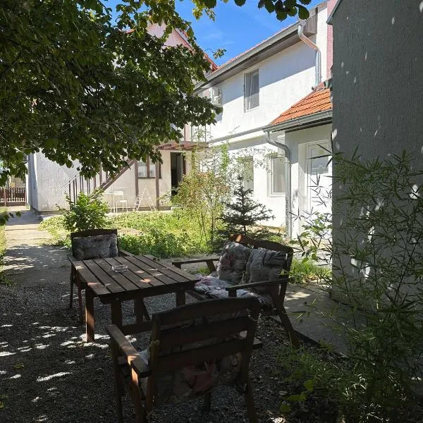 Сјајни лешник, hotel in Zrenjanin