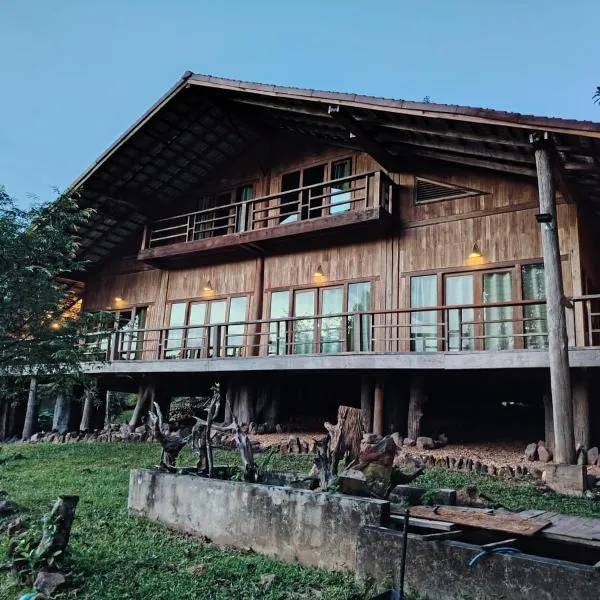 Nirvana Archipel Resort, hotel em Vang Vieng