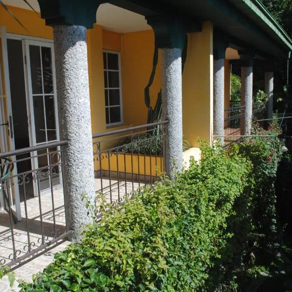 Apart Hotel Valle Verde PLANES DE RENDEROS、サン・サルバドルのホテル