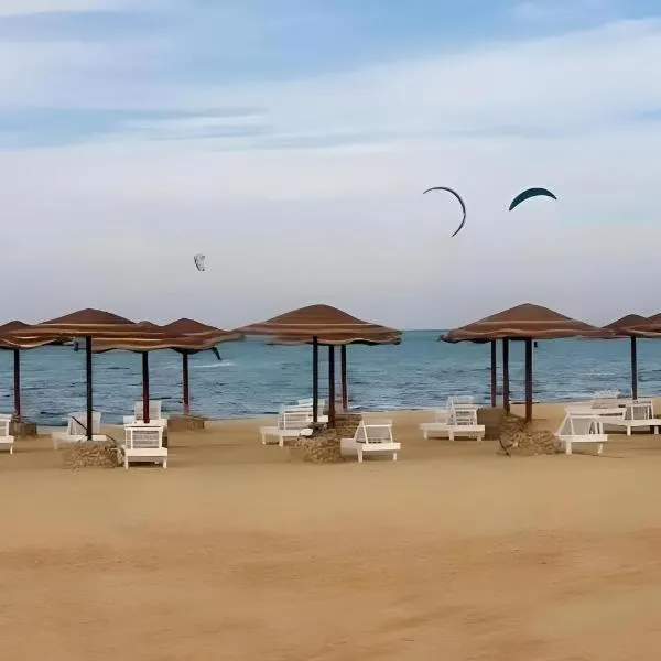 Queen T Suites All Inclusive Resort, hotel in Hurghada