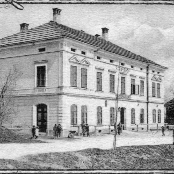 Locanda EL TORO: Arnoldstein şehrinde bir otel