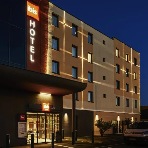 Ibis Montlhery Paris Sud, hotel en Montlhéry