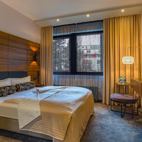elaya hotel munich city, Trademark Collection by Wyndham, Munich