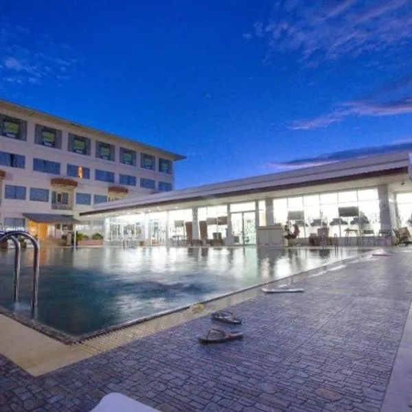 Taksila Hotel, hotel in Maha Sarakham