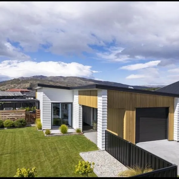 Taksh's Palace, hôtel à Cromwell