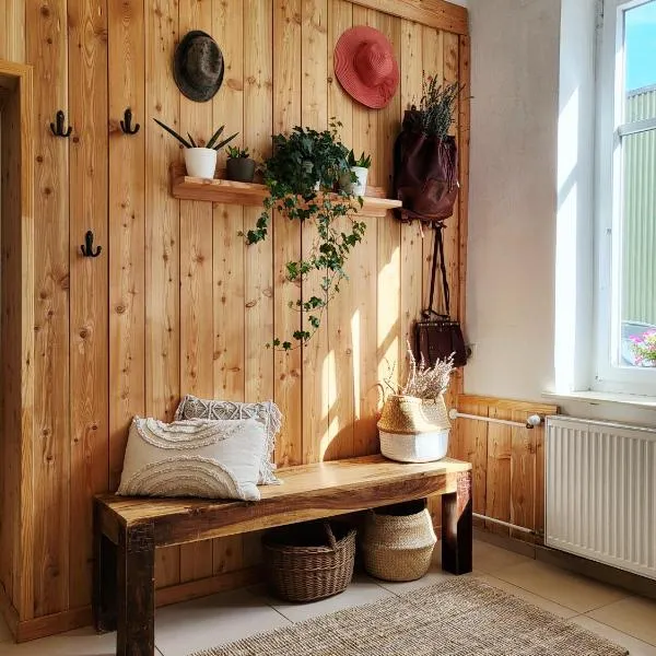 Pine House, hotel in Fürstenfeld