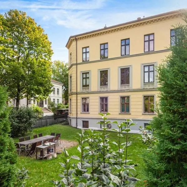 Just steps behind the Royal Palace, hotel en Oslo