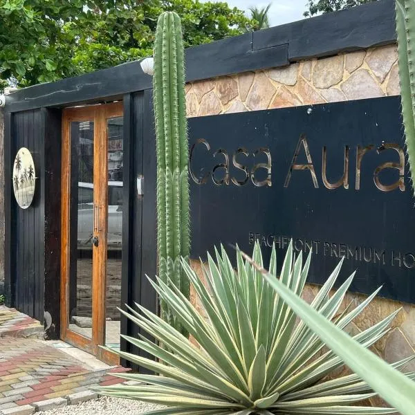 Casa Aura: Beachfront Premium Hostel, hotel v destinaci Tamarindo