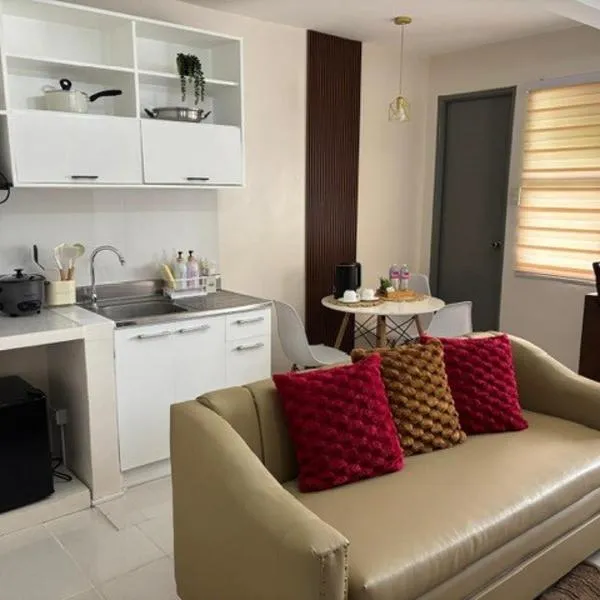 Dainty Den LF508 - Comfy & Chic Home beside Enchanted Kingdom,Santa Rosa的飯店