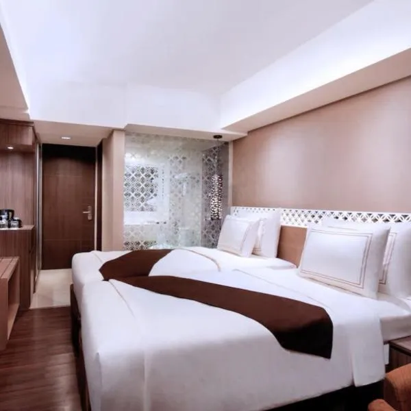 Hotel Pacific Suites Near IGI Airport Delhi, hotel in New Delhi