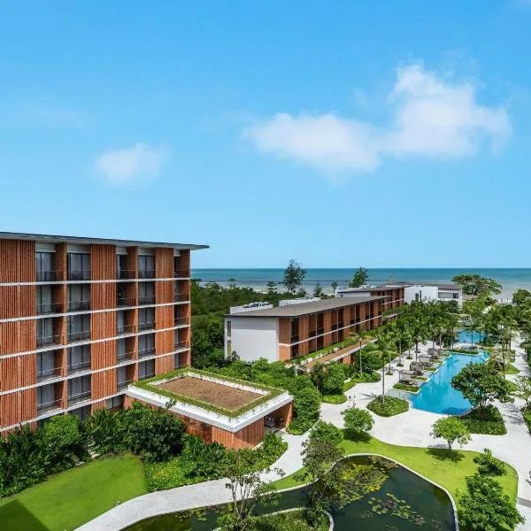 Pullman Khao Lak Resort, hotel in Khao Lak