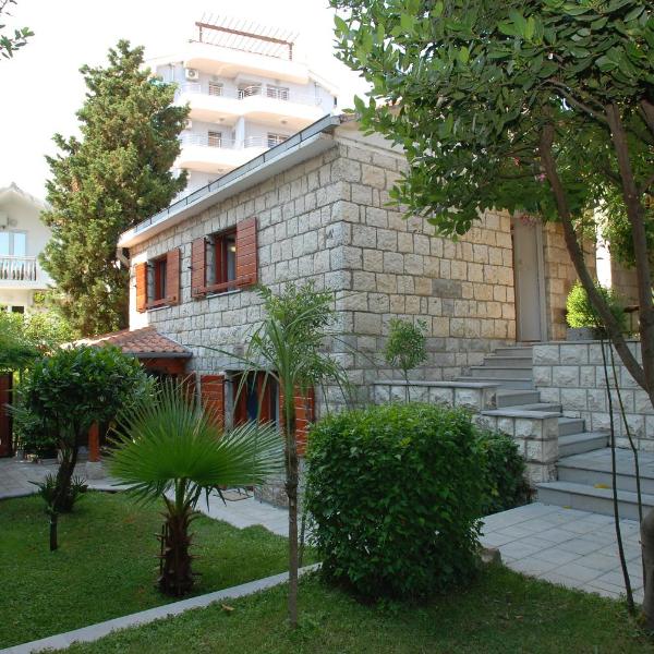 Holiday Home Olive Tree