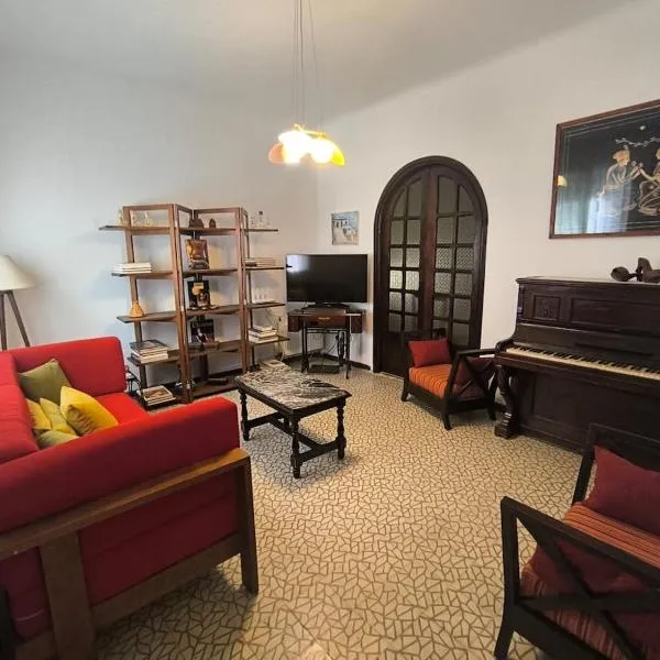 Charmant Appart Punique au Cœur de Carthage, hotel v destinaci Kartágo