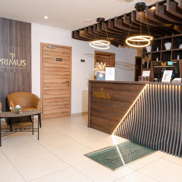Primus Hotel & Apartments