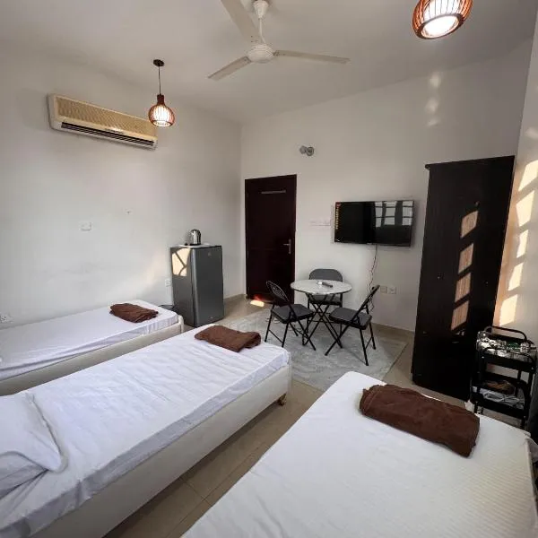 Muscat Guesthouse 3 All Private Ensuite Rooms, hotel in Muscat