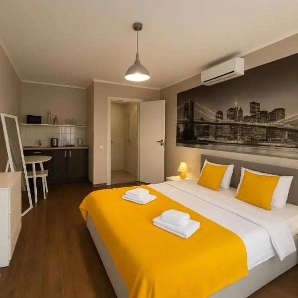 9 Borbalo Street Apartment with terrace, hotel in Tbilisi City