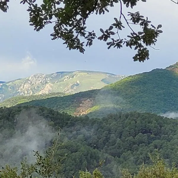 Maison 2 chambres Les chêneslierres, hôtel à Chassiers