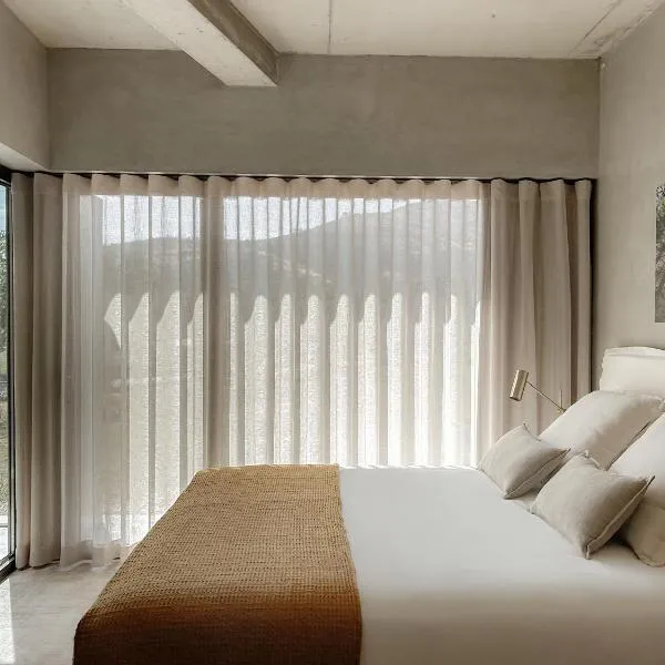 Soadro do Zêzere - Hotel Rural e Restaurante, hotel u gradu Valhelhas