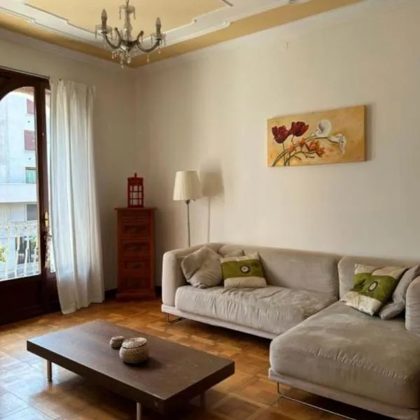 Marcella Grand Apartment, hotel in Verona
