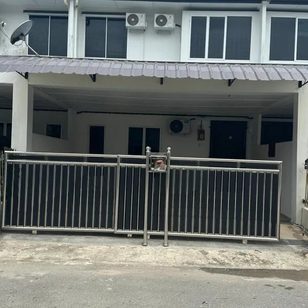 Belian Homestay Sibujaya, hotel in Sibu