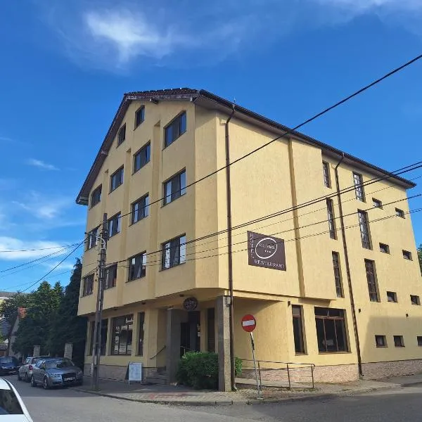 Hotel Davos, hotel en Deva